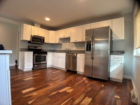 4 Rowe Ct 4, Boston MA 02131