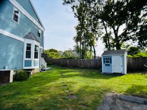 4 Rowe Ct 4, Boston MA 02131