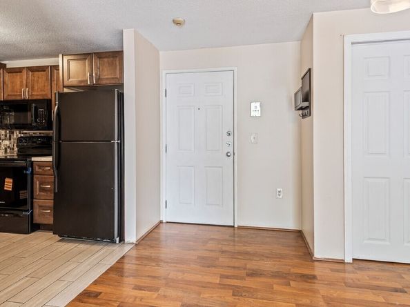 80 Stanton 18, Worcester MA 01605