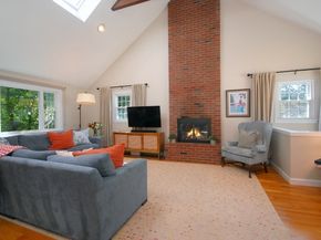 602 Potter Rd, Framingham MA 01701