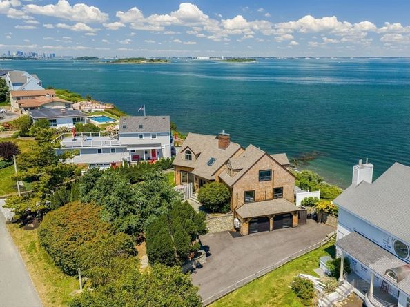 57 Harborview Rd, Hull MA 02045