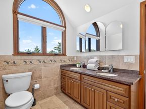 57 Harborview Rd, Hull MA 02045