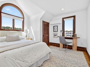 57 Harborview Rd, Hull MA 02045