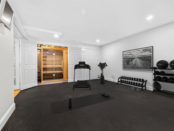 57 Harborview Rd, Hull MA 02045