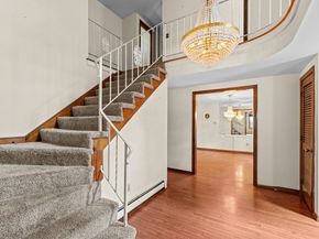 29 Old Powder House Road, Lakeville MA 02347