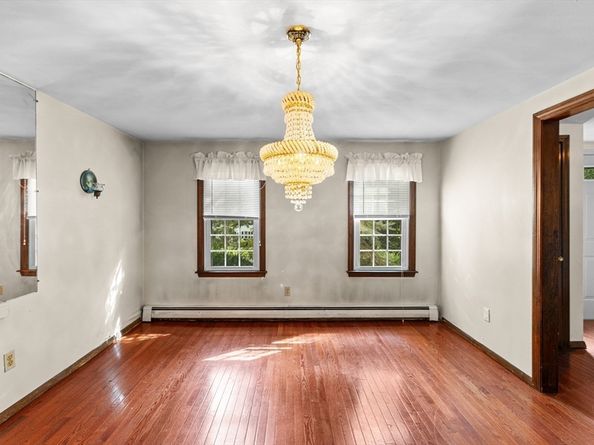29 Old Powder House Road, Lakeville MA 02347