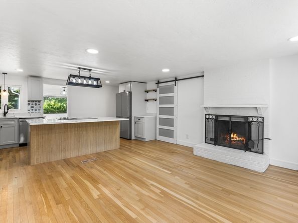 53 Cochato Park, Randolph MA 02368