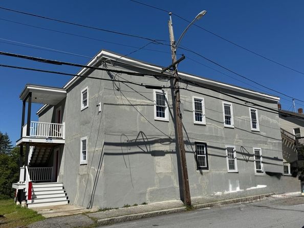 56 Whitcomb St, Webster MA 01570