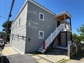 56 Whitcomb St, Webster MA 01570