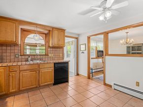 11 Rogers Cir, Braintree MA 02184
