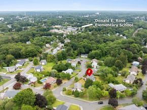 11 Rogers Cir, Braintree MA 02184