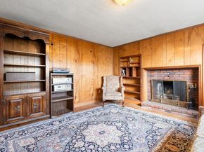 11 Rogers Cir, Braintree MA 02184