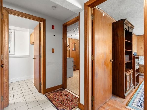 11 Rogers Cir, Braintree MA 02184