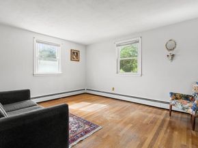 11 Rogers Cir, Braintree MA 02184