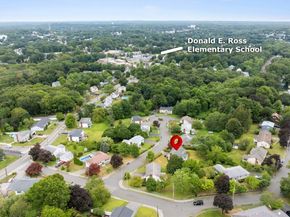 11 Rogers Cir, Braintree MA 02184