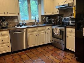 164 Greene St, Hopedale MA 01747
