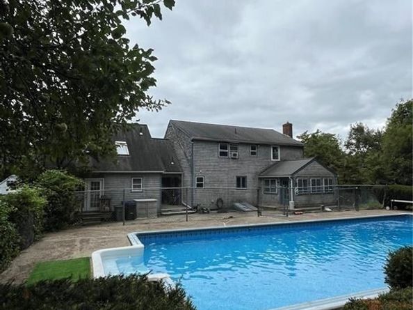 164 Greene St, Hopedale MA 01747