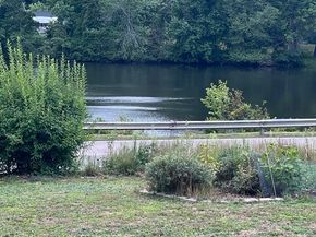 164 Greene St, Hopedale MA 01747