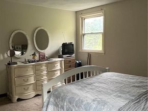 164 Greene St, Hopedale MA 01747