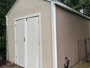 164 Greene St, Hopedale MA 01747