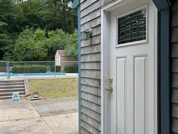 164 Greene St, Hopedale MA 01747