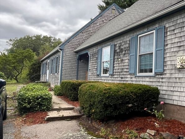 164 Greene St, Hopedale MA 01747