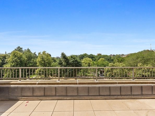 151 Tremont St 6H, Boston MA 02111
