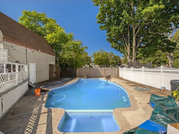 23-25 Richardson St, Malden MA 02148