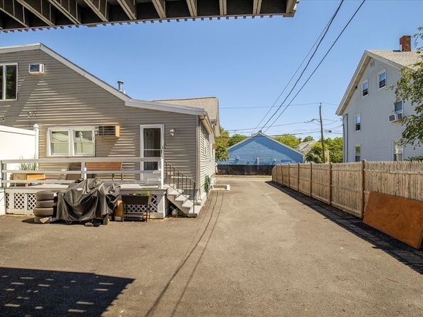 23-25 Richardson St, Malden MA 02148