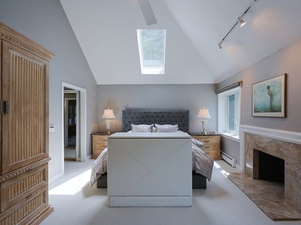 35 Woodstone Road, Northborough MA 01532