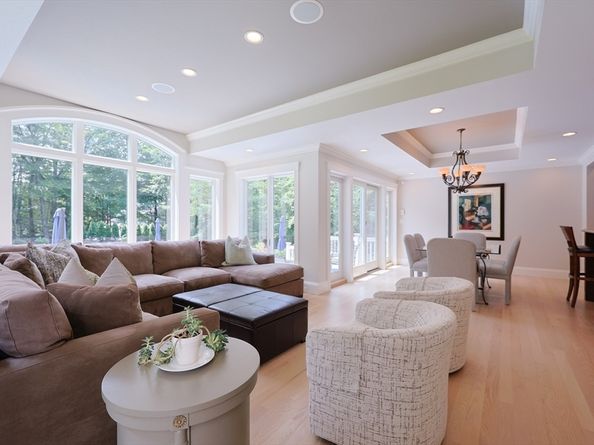 35 Woodstone Road, Northborough MA 01532