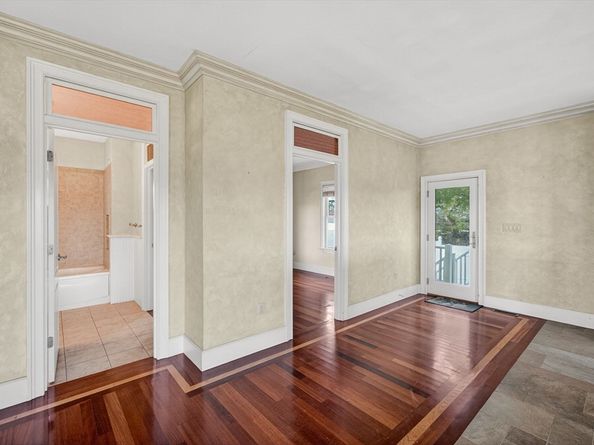 12 Quentin St, Quincy MA 02169
