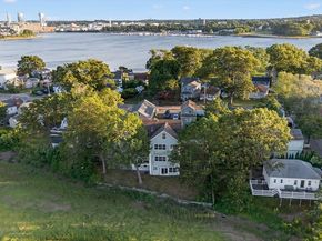 12 Quentin St, Quincy MA 02169