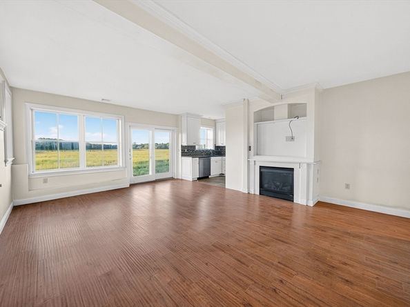 12 Quentin St, Quincy MA 02169