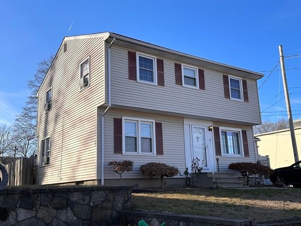 6 Hillside Ave, Webster MA 01570