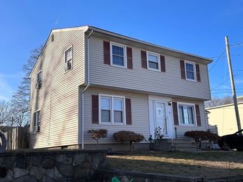 6 Hillside Ave