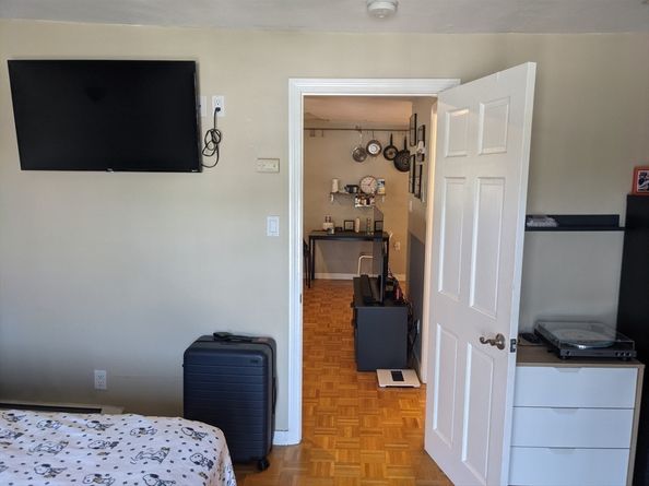 35 Homer Ave 7, Cambridge MA 02138