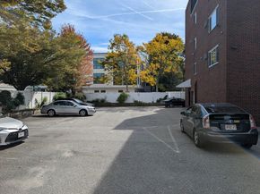 35 Homer Ave 7, Cambridge MA 02138