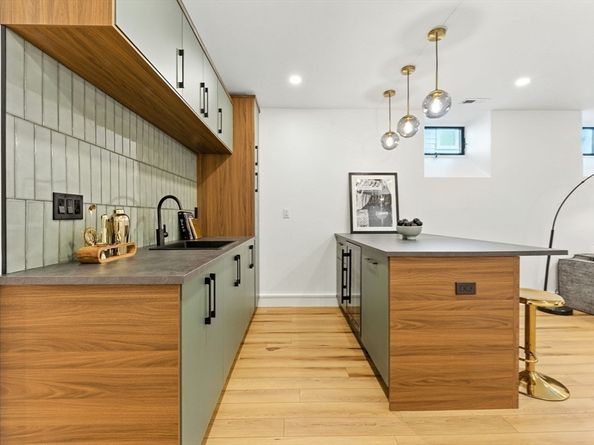 40 Pitcher Ave 40, Medford MA 02155