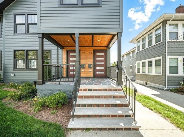 40 Pitcher Ave 40, Medford MA 02155