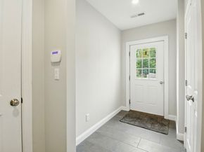 248 Webster St 248, Needham MA 02494