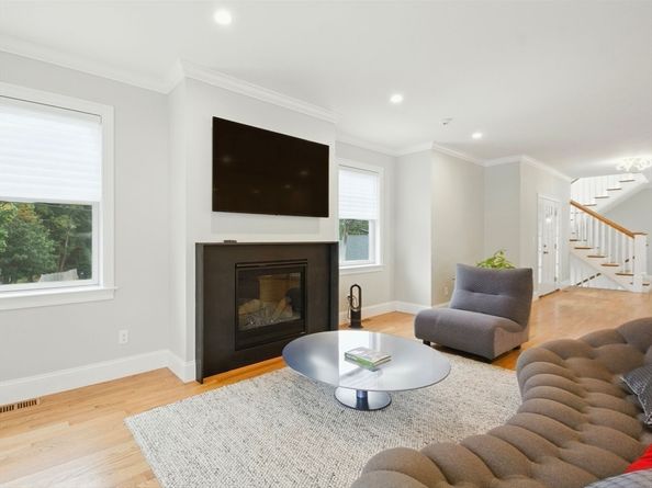 248 Webster St 248, Needham MA 02494