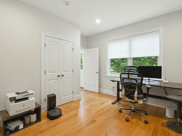 248 Webster St 248, Needham MA 02494