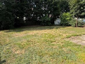 8 Boyd Rd, Woburn MA 01801