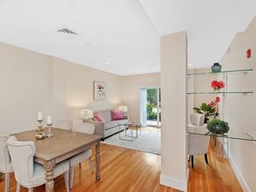 321 Hammond Pond Pkwy 106, Brookline MA 02467