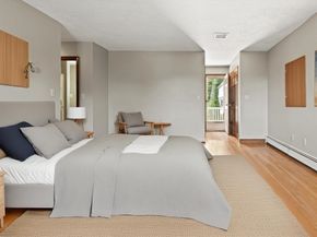 93 Brewster Dr, Norwood MA 02062