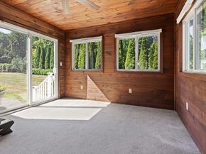 93 Brewster Dr, Norwood MA 02062