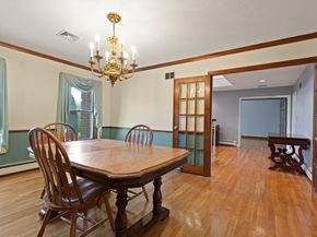 93 Brewster Dr, Norwood MA 02062