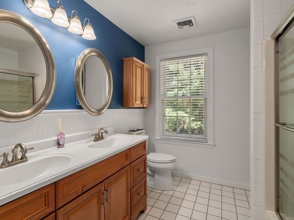 18 Village Hill Road, Dover MA 02030