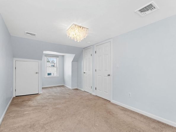 100 Whitman Rd, Waltham MA 02453